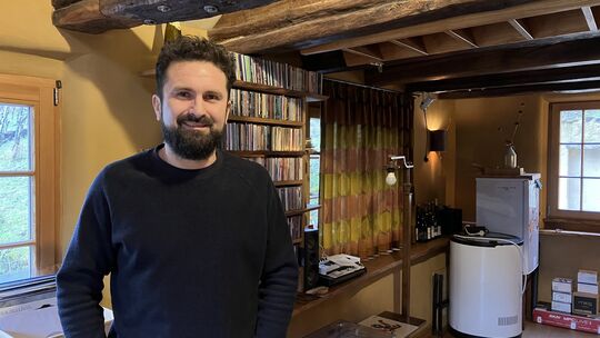 Jan Pauly hat über zehn Jahre ein altes Winzerhaus restauriert. Mit Handwerkstechniken, wie man sie schon früher kannte.