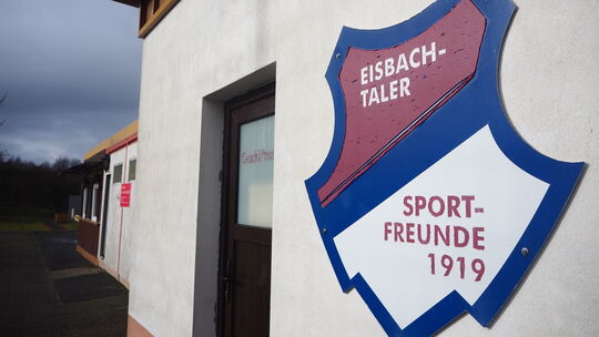 Ziemlich zusammengestückelt sind die Vereinsräume der Sportfreunde Eisbachtal in Nentershausen. Das soll sich bald ändern, hofft