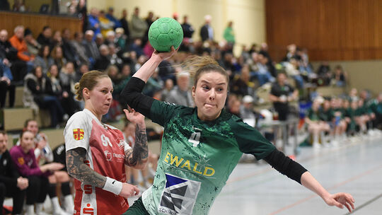 Freie Würfe müssen Annika Nyquist und der HSV Sobernheim gegen die HSG Marpingen unbedingt nutzen.