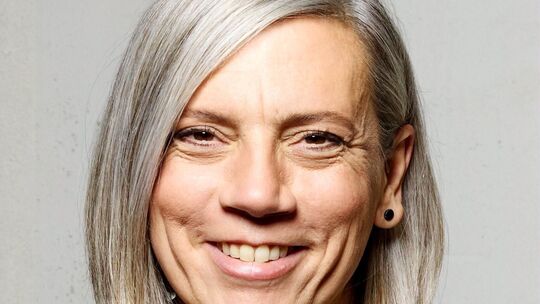 Caroline Albert-Woll geht bei der Landtagswahl 2026 für die SPD im Wahlkreis 6 ins Rennen.