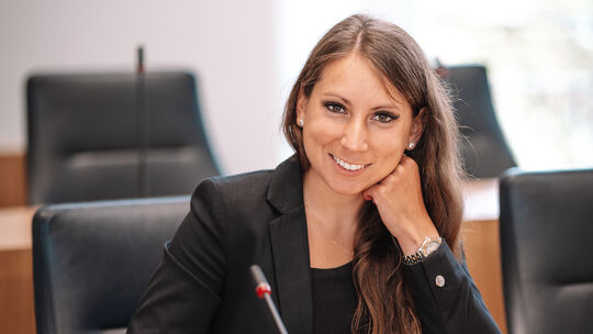 Lisa-Marie Jeckel tritt im Wahlkreis 7 (Diez/Nassau) für die Freien Wähler an.