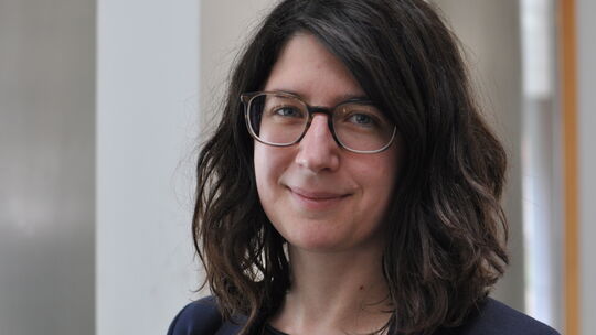 Annalena Goll ist Fachreferentin im Klimaschutzministerium sowie Leiterin des Kompetenzzentrums Hochwasservorsorge und Hochwasse