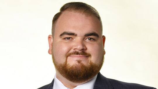 Bailey Elisha Wollenweber geht bei der Landtagswahl 2026 für die AfD im Wahlkreis 5 ins Rennen. Bailey Elisha Wollenweber geht bei der Landtagswahl 2026 für die AfD im Wahlkreis 5 ins Rennen.