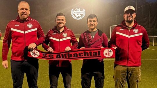 Spielertrainer Markus Boos (Zweiter von links) bekommt ab der nächsten Saison Unterstützung von Klaus Fahrenkrog (Zweiter von re