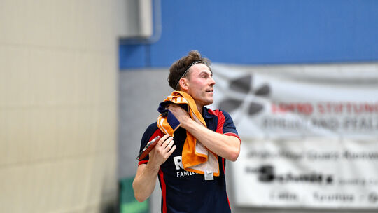 Die Mühen haben sich für Jan Limbach gelohnt. Der Kapitän des TV 1860 Nassau
steuerte bei der 3:7-Niederlage der Lahnstädter im