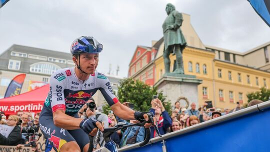 Florian Lipowitz Florian Lipowitz