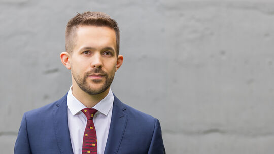 Dennis Bloch geht bei der Landtagswahl 2026 für die AfD im Wahlkreis 11 ins Rennen. Dennis Bloch geht bei der Landtagswahl 2026 für die AfD im Wahlkreis 11 ins Rennen.