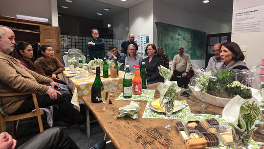 Ministerin Daniela Schmitt nutzte im Rahmen ihres Besuchs in Diez ein Abschlussgespräch im Quartiersbüro in der Rosenstraße dazu