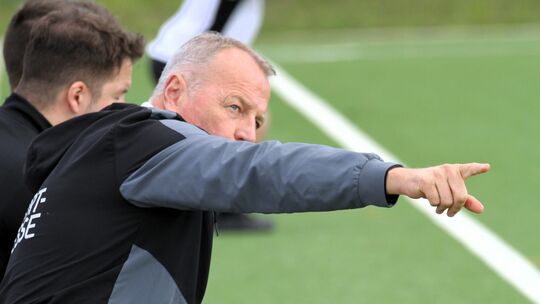 Dirk Hannappels SG Herschbach trennte sich im vorletzten Testspiel der Wintervorbereitung 1:1 von der SG Horressen.