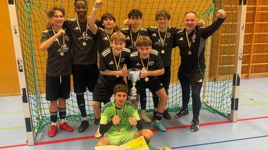 Die B-Junioren des SC Idar-Oberstein waren bei der Futsal-Süwestmeisterschaft in Eisenberg eine Klasse für sich und schnappten s