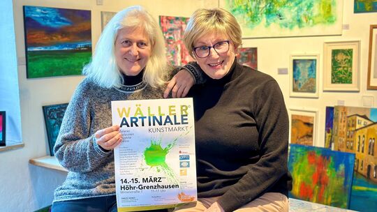 Die Künstlerinnen Simone Carole Levy (links) und Meike Siefken organisieren die Wäller Artinale. Der Kunstmarkt findet am 14. un