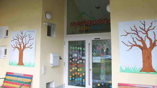 Die Kita St. Georg bleibt in Arzbach bestehen, aber weiterhin mit 65 Plätzen. Die Pläne für eine mögliche vierte Gruppe sind inz