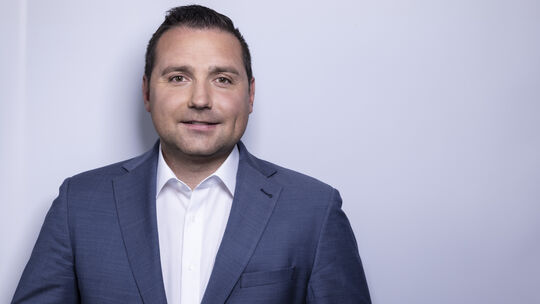 Benedikt Oster geht bei der Landtagswahl 2026 für die SPD im Wahlkreis 15 ins Rennen.