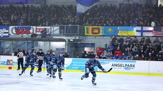 Auf die Unterstützung seiner Fans kann sich der EHC Neuwied auch zum Start der Play-offs verlassen. Die Bären empfangen an diese