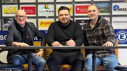 Nächster Baustein der Zukunftsplanung: Der Sportliche Leiter Mario Spreitzer (links) und Eintracht-Präsident Patrick Krick (rech