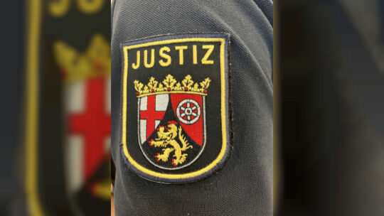 Weil er zwei Verwandten zur illegalen Einreise nach Deutschland verholfen hat, muss ein 37-Jähriger aus Bad Kreuznach eine Gelds