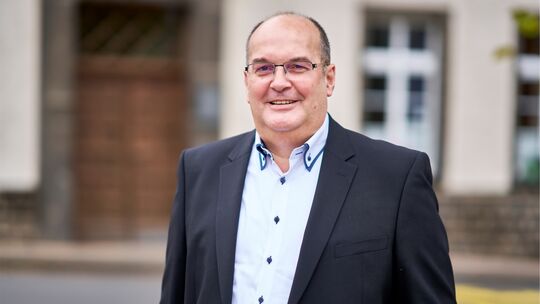 Michael Groß (FWG) sagt: "Mir ist es wichtig, parteiübergreifend und bürgernah zu arbeiten – eine Haltung, die ich auch beim bis
