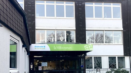 Noch in dieser Woche wird die Schmerztagesklinik samt Schmerzambulanz im ehemaligen Krankenhaus Altenkirchen geschlossen. Das be Noch in dieser Woche wird die Schmerztagesklinik samt Schmerzambulanz im ehemaligen Krankenhaus Altenkirchen geschlossen. Das be