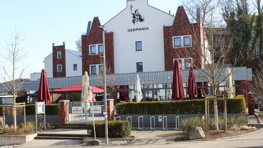 Da braut sich was zusammen: Das Restaurant Germania schließt zum 2. März, am 15. März steht zudem ein Betreiberwechsel an heißt