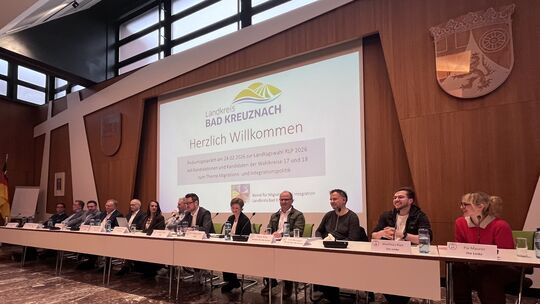 Kandidaten der Wahlkreise 17 und 18 stellten sich den Fragen zu den Themen Migration und Integration in der Kreisverwaltung.