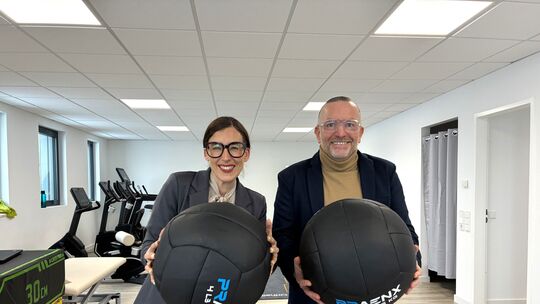 Ruth-Anna Gräff-Weissmann (links) und Timo Gräff (rechts) sind nicht nur verheiratet, sondern agieren auch beruflich zusammen. M