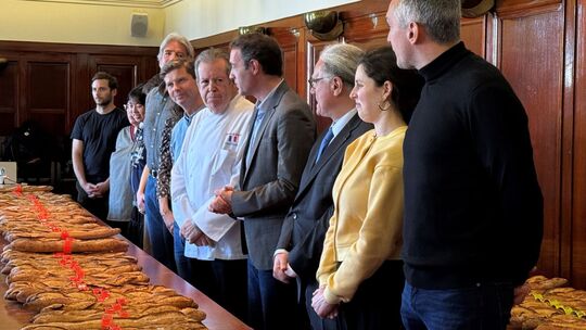 Baguette-Wettstreit in Paris - Sieger backt für den Élysée