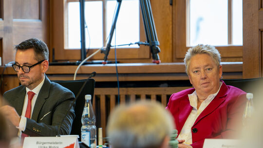 Die scheidende Koblenzer Bürgermeisterin Ulrike Mohrs (CDU) neben Oberbürgermeister David Langner (SPD).