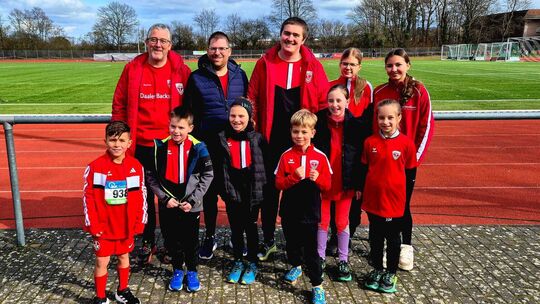 Das Team des TV Oberstein bei der Regionsmeisterschaft in Heidesheim. Hintere Reihe von links: Matthias Müller, Andreas Schmell,