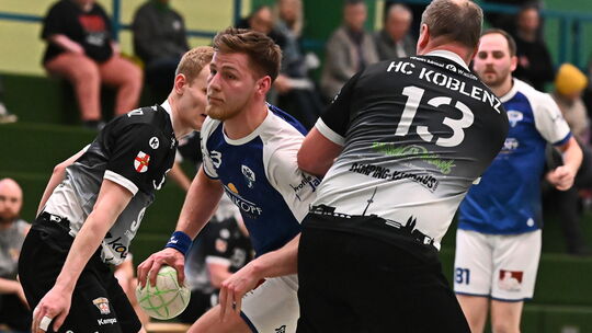 X-Faktor? Hauke Weil stabilisierte die Abwehr der DJK Betzdorf und lieferte im Heimspiel gegen den HC Koblenz III auch am andere