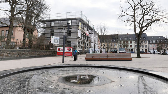 Im ehemaligen Pfarrhaus sollen ein Gastronomiebetrieb und Wohnungen entstehen.
