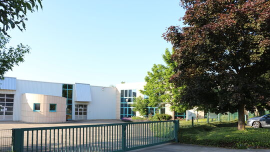 Die VG-Werke haben die Bürogebäude und Hallen in der Breitlerstraße gekauft, um dort den neuen Sitz einzurichten. Nach dem Umbau