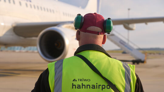 Wie entwickeln sich Fracht- und Passagierzahlen am Flughafen Hahn? Für 2026 ist das derzeit nicht einsehbar. Aus der offiziellen