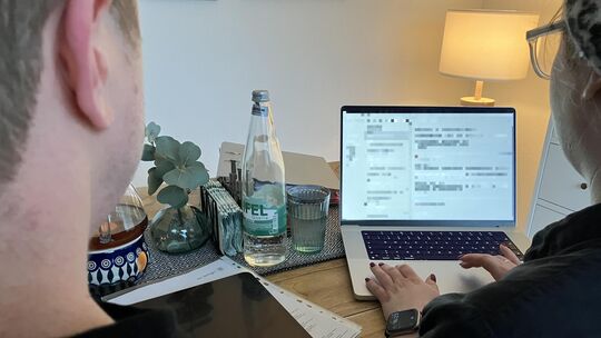 Mehr als zehn Jahre hat das Paar in einer Wohnung in der Wilhelmstraße 12 gewohnt und berichtet über seine Erfahrungen. Unzählig