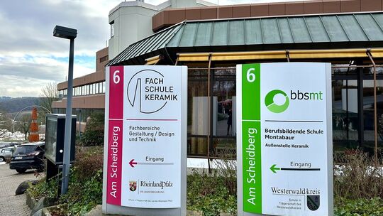 An der Fachschule in Höhr-Grenzhausen werden ab dem Sommer Keramiker im Handwerk ausgebildet. Die Vorbereitungen laufen auf Hoch