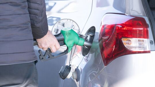 An der Tankstelle An der Tankstelle