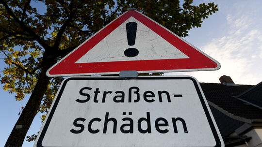 Die maroden Straßen sind auch ein Thema im Landtagswahlkampf von Rheinland-Pfalz.