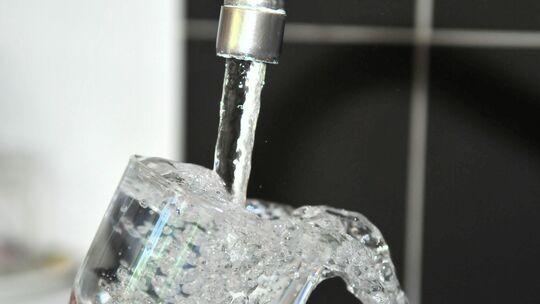 In manchen Städten geht's um Geld. In Bad Kreuznach auch, aber ebenso ums Wasser. Und irgendwie dann doch wieder ums Geld.