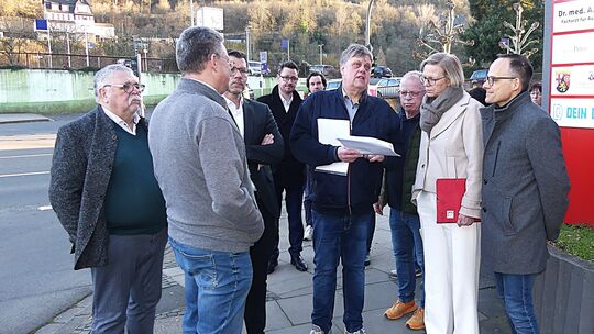 Die Kirner Sozialdemokraten luden Staatssekretärin Simone Schneider (2. von rechts) und Landtagskandidat Denis Alt (rechts) zu e