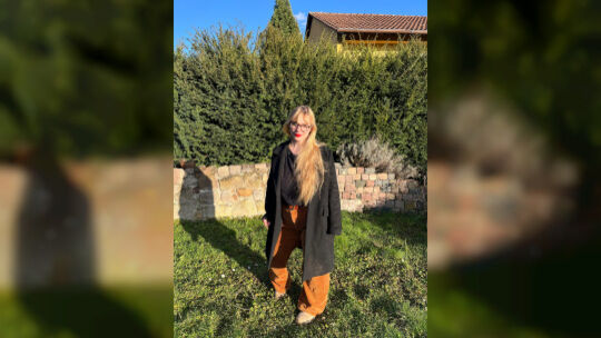 Entspannung findet Pia Maurer im heimischen Garten. Es ist ihr Lieblingsplatz. Auch Hühner hält sie.