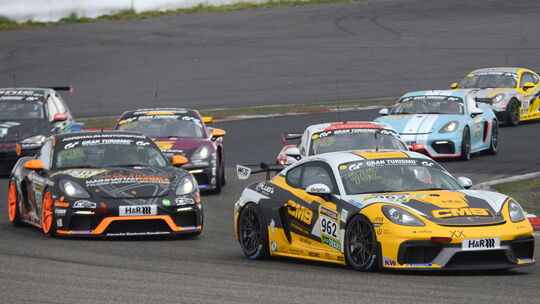 Im engen NLS-Feld will der Fahrer des Jahres 2025, Daniel Zils, auch in der kommenden Saison wieder ganz vorn mitmischen.