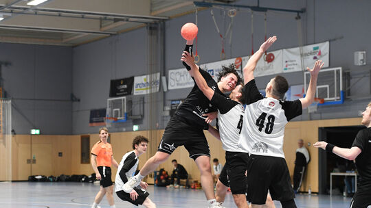 Louis Herbel (hier eine Szene aus dem Hinspiel) will mit seinen Toren aus dem Rückraum maßgeblich dazu beitragen, dass der TV Ba