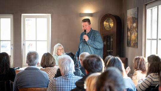 Anneliese Baltes und Thorsten Rech haben die "Initiative Bahnsteig 1" gegründet, um die Interessen von Betroffenen der Flutkatas