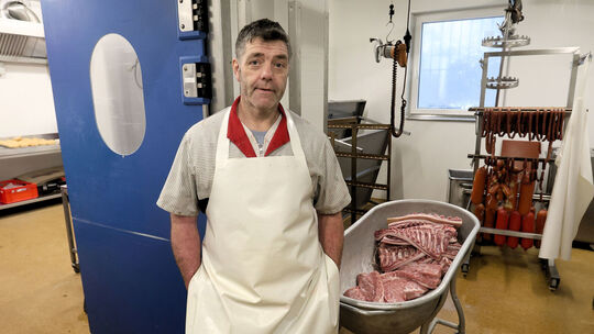 Fleischermeister Ralf Muscheid ist zum fünften Mal in zehn Jahren Opfer eines Einbruchs in seinem Betrieb in Straßenhaus geworde