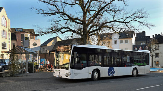 Die stark frequentierte Bushallestelle zwischen Marktplatz und Allee wird barrierfrei ausgebaut. Dafür wurden 70.000 Euro im stä