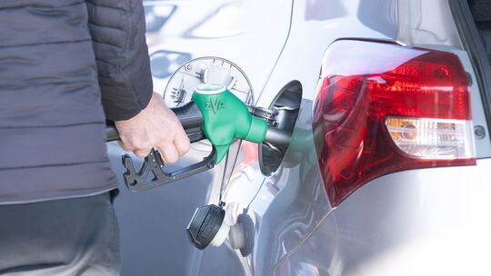 Tanken ist aufgrund globaler Krisen dieser Tage auch in unserer Region tein teures Unterfangen. Unsere Redaktion hat sich umgehö