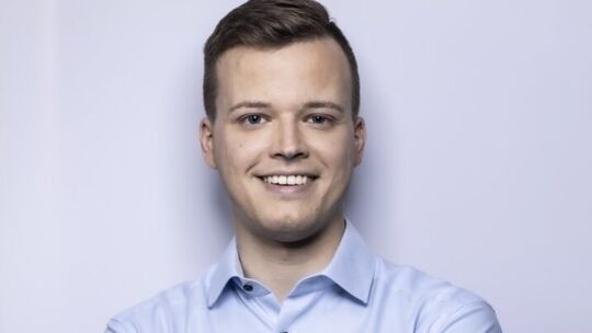 Philip Schimkat geht für die SPD bei der Landtagswahl 2026 im Wahlkreis 2 ins Rennen. Philip Schimkat geht für die SPD bei der Landtagswahl 2026 im Wahlkreis 2 ins Rennen.