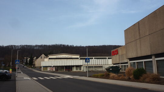 Auch die Stadt Westerburg hat ein Interesse daran, dass das Koch-Areal wieder mehr belebt wird. Nils Hillert, Prokurist des Unte