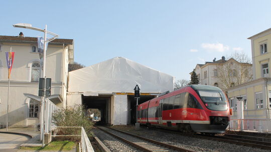 In Nassau fuhr am Montagmorgen kein Zug mehr weiter, die Fahrgäste mussten auf den Schienenersatzverkehr warten, der nicht in Si