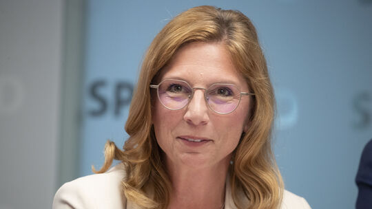 Die designierte Landesvorsitzende Sabine Bätzing-Lichtenthäler in der Landesgeschäftsstelle der SPD. (zu dpa: «Künftige SPD-Chef