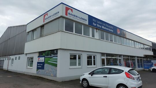 Die Bauen+Leben-Filiale in der Industriestraße in Rheinbrohl schließt Ende März. Ein Teil der Mitarbeiter wechselt in die Filial